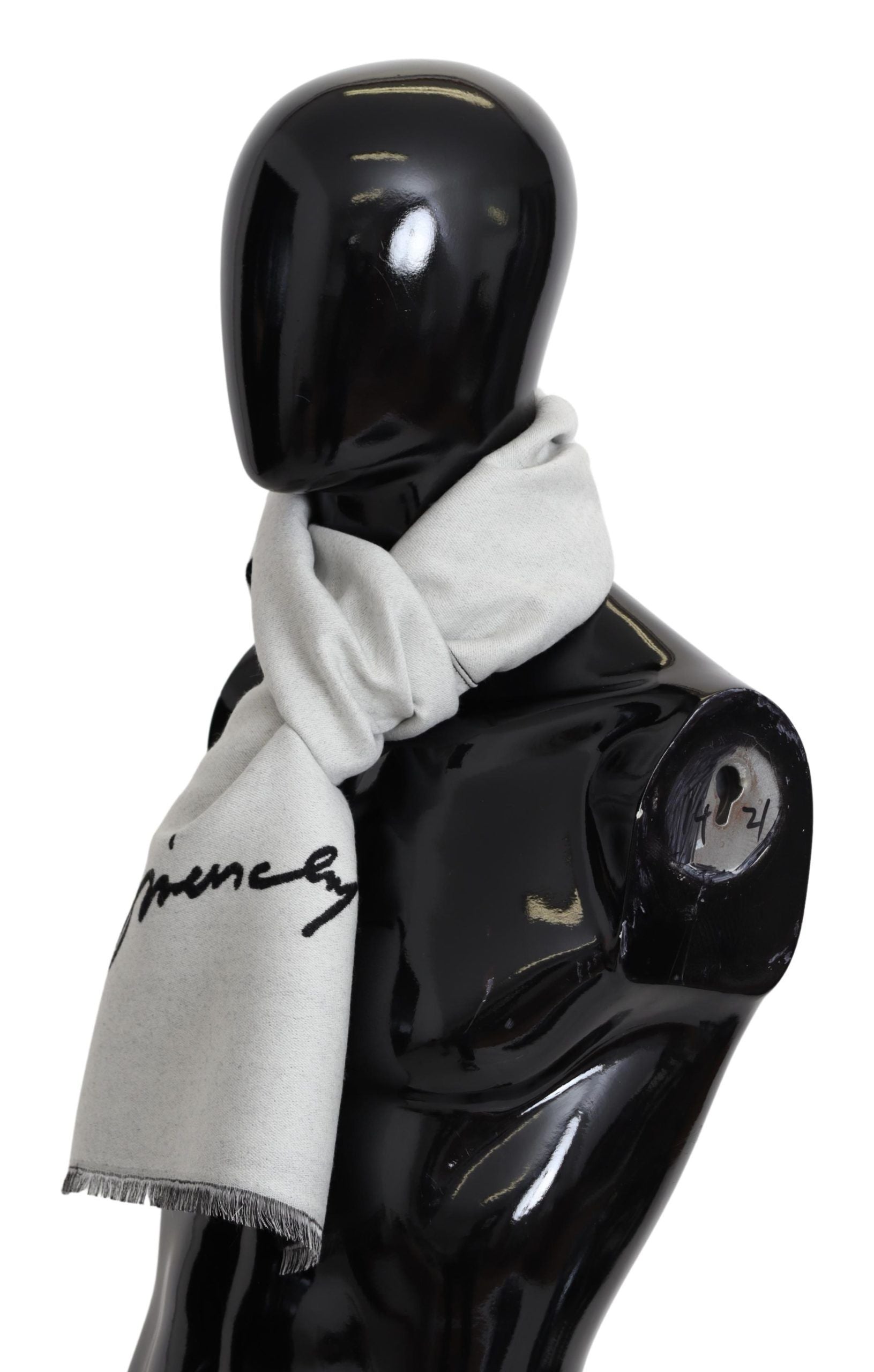 Elegant Monochrome Wool-Silk Blend Scarf - GLAMHUB BOUTIQUE 