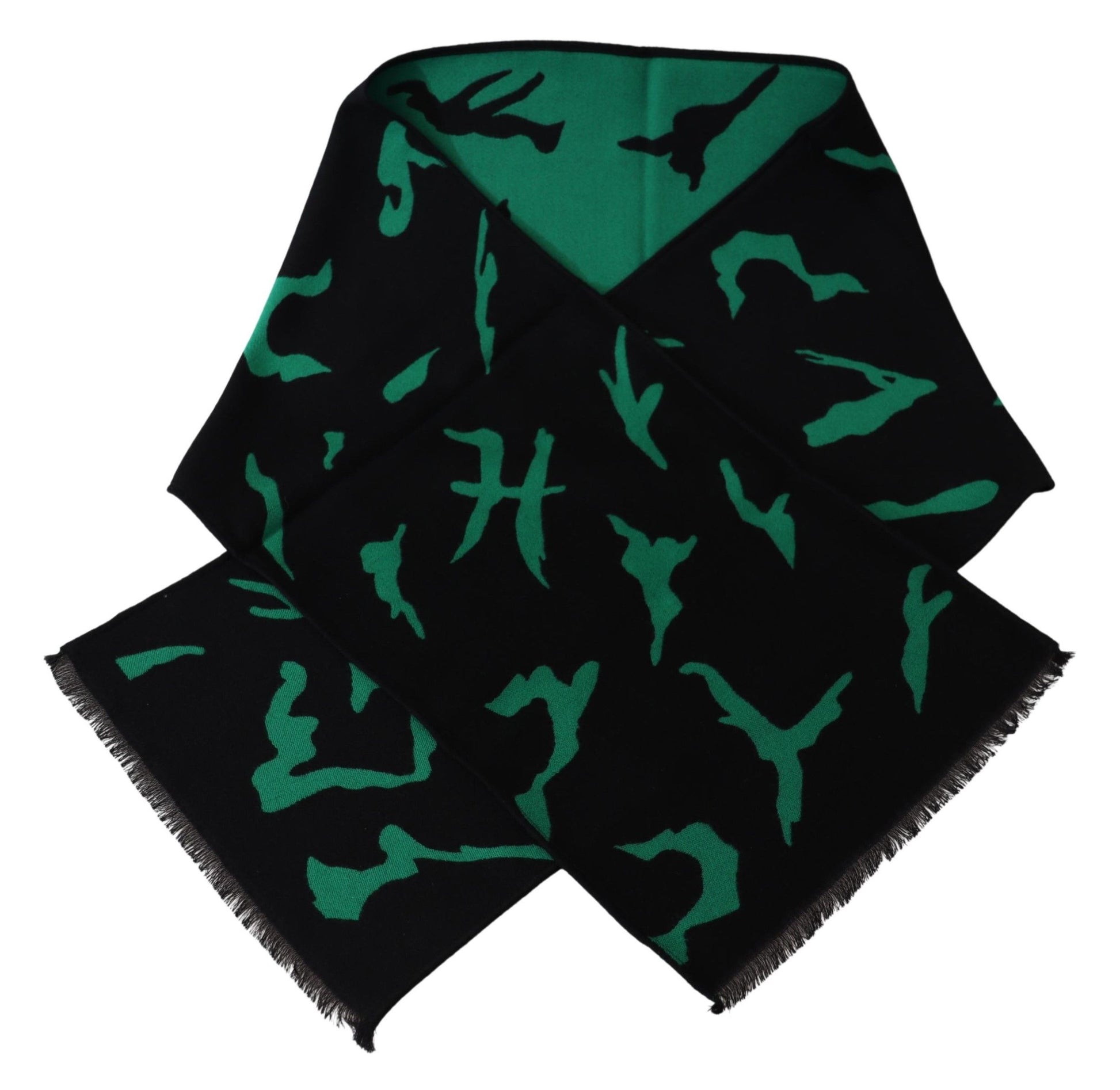 Elegant Wool Silk Black Unisex Scarf - GLAMHUB BOUTIQUE 