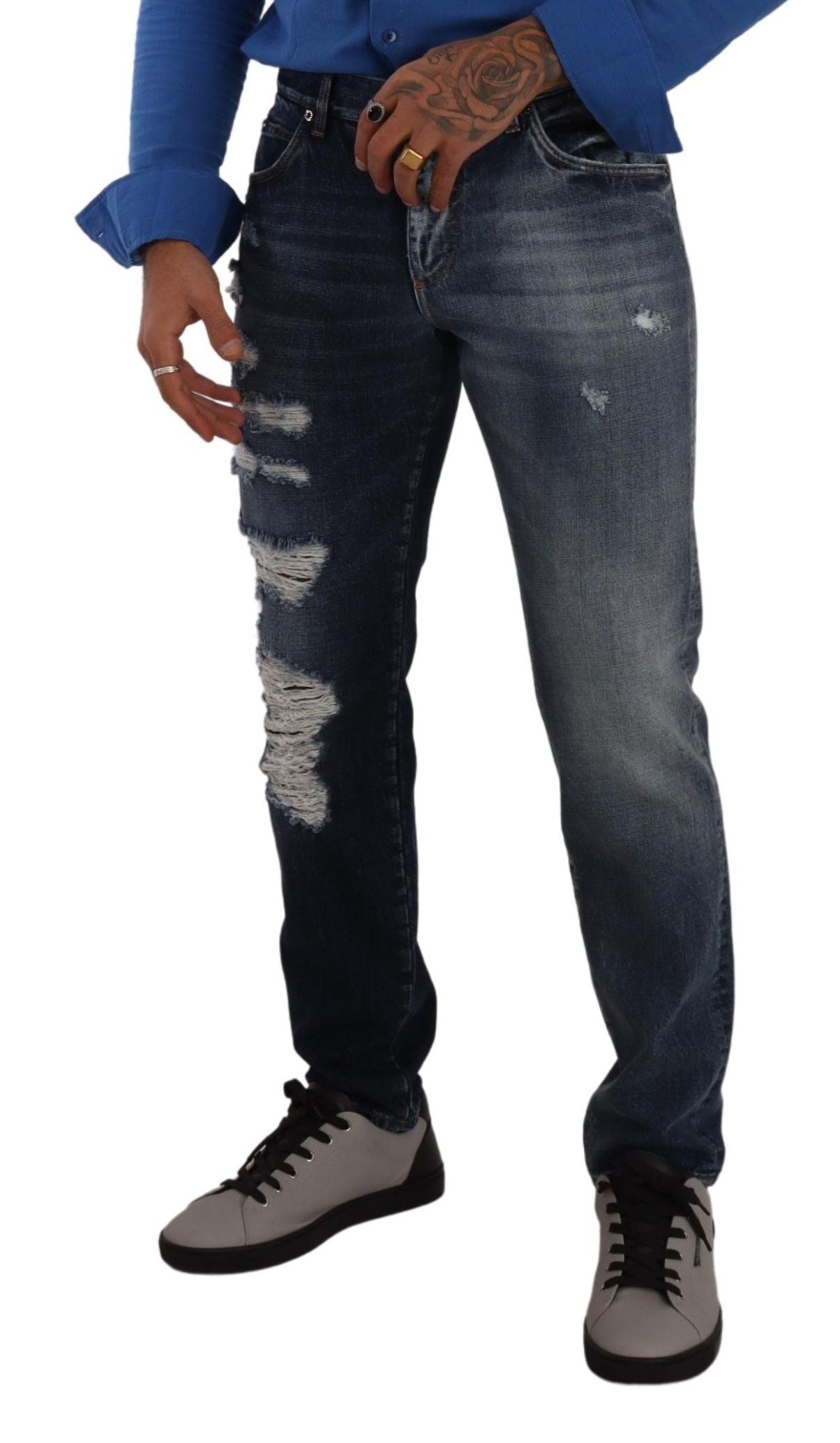 Schicke zerfetzte Jeans