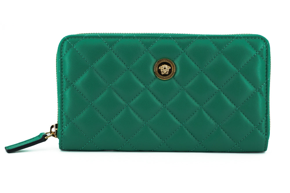 Elegant Quilted Leather Zip Wallet - GLAMHUB BOUTIQUE 