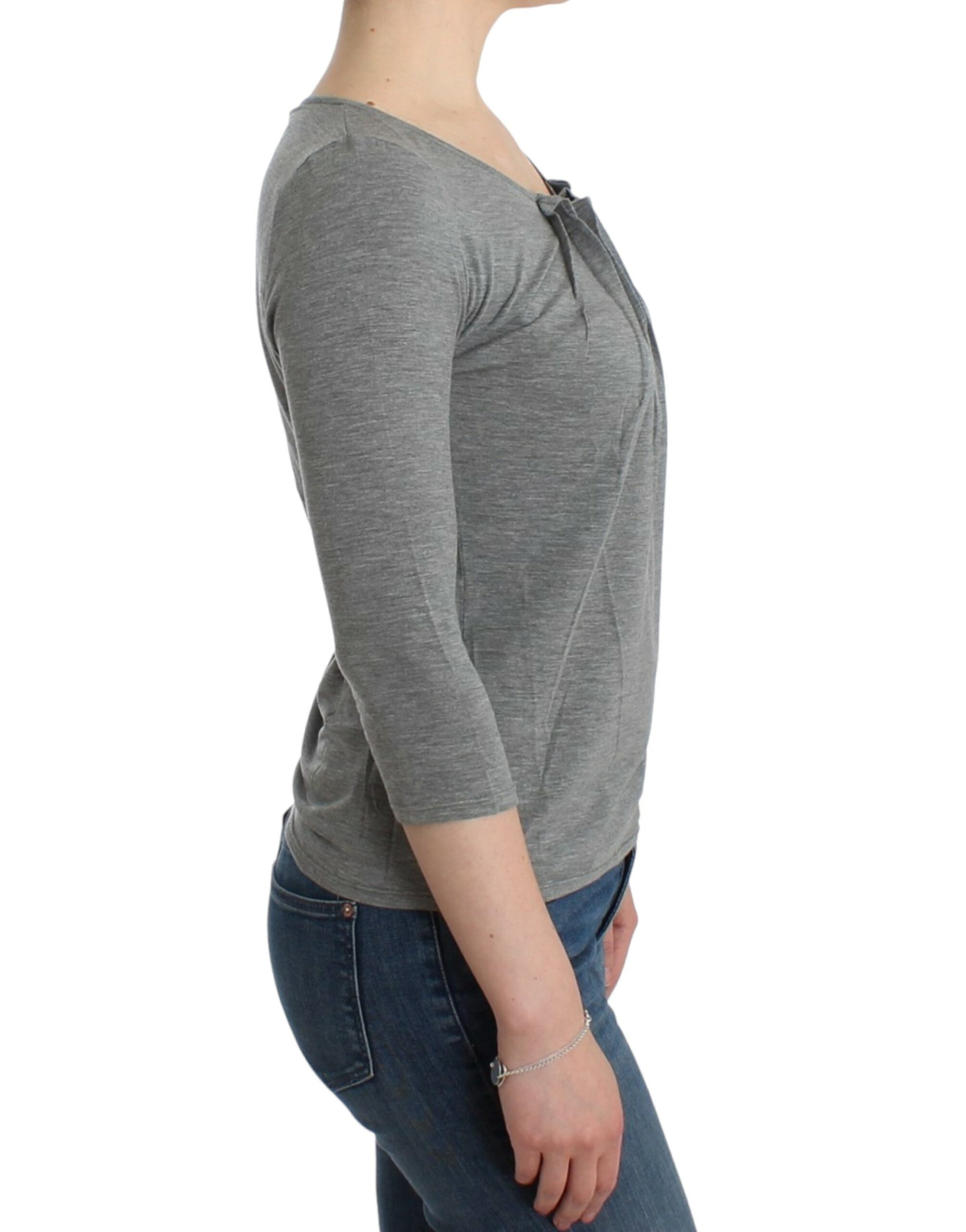 Elegant Gray Cashmere-Blend Jumper - GLAMHUB BOUTIQUE 