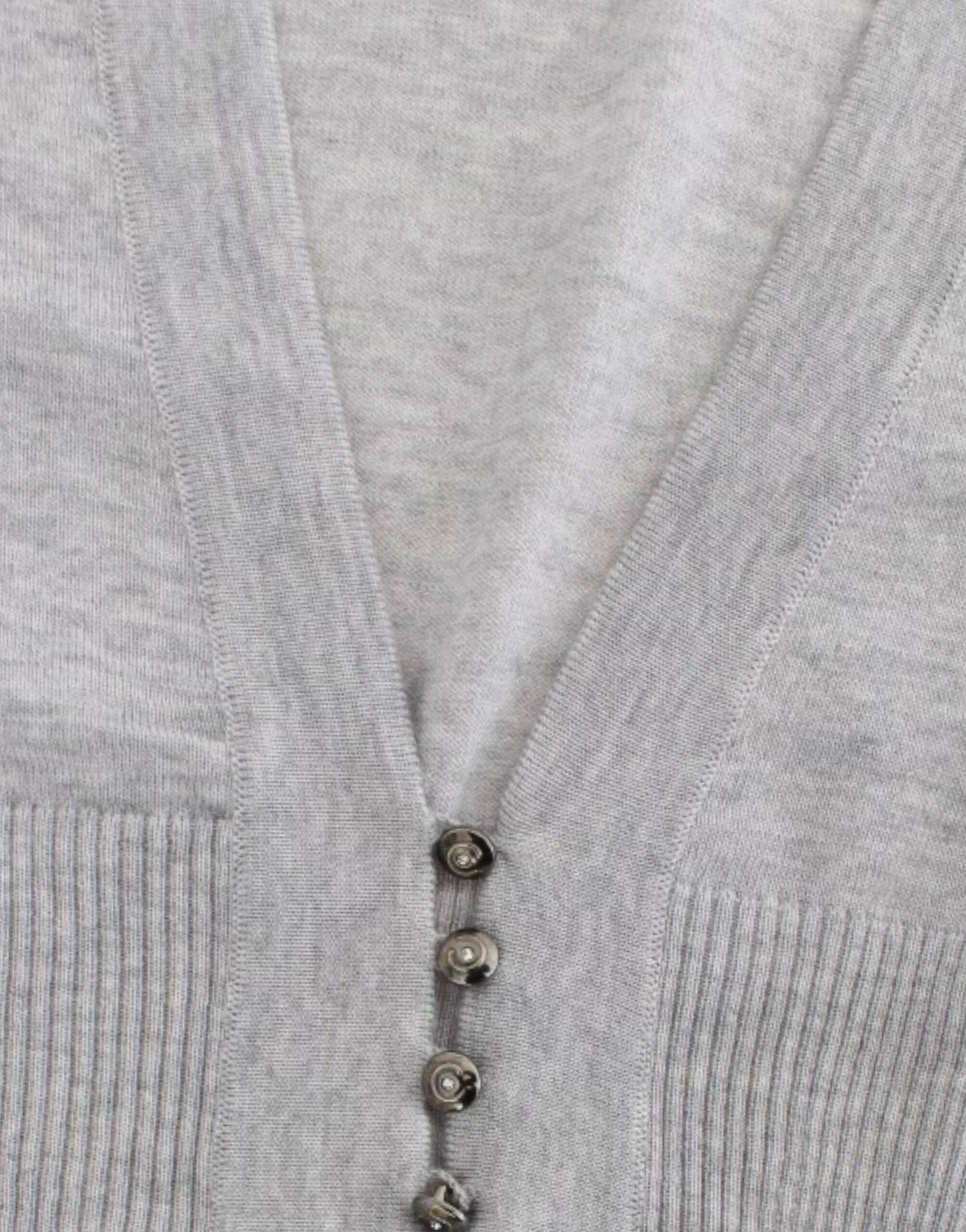 Cropped Virgin Wool Cardigan in Chic Gray - GLAMHUB BOUTIQUE 