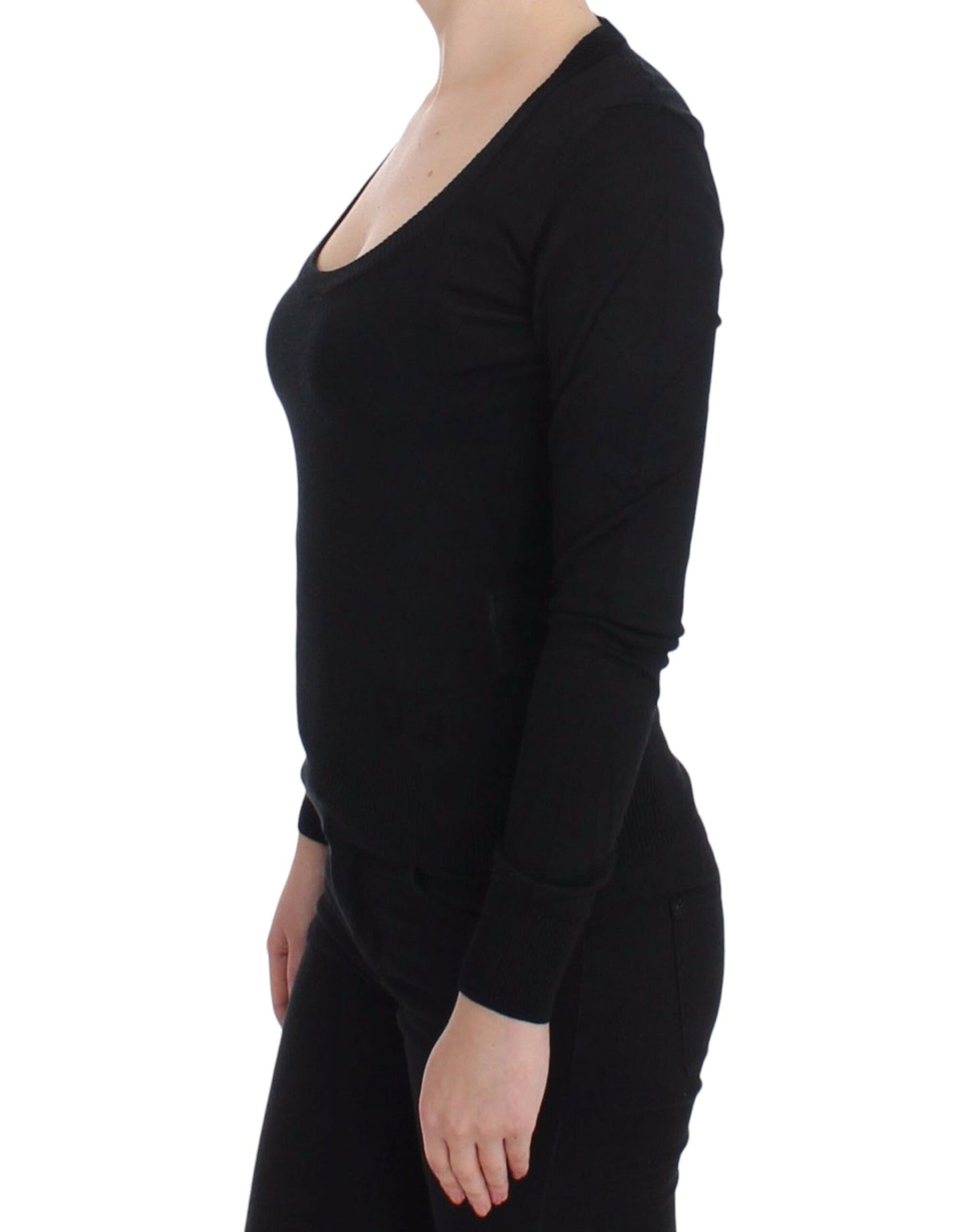 Elegant Black Deep Crewneck Sweater - GlamHub Luxury and Icon Brand Clothing