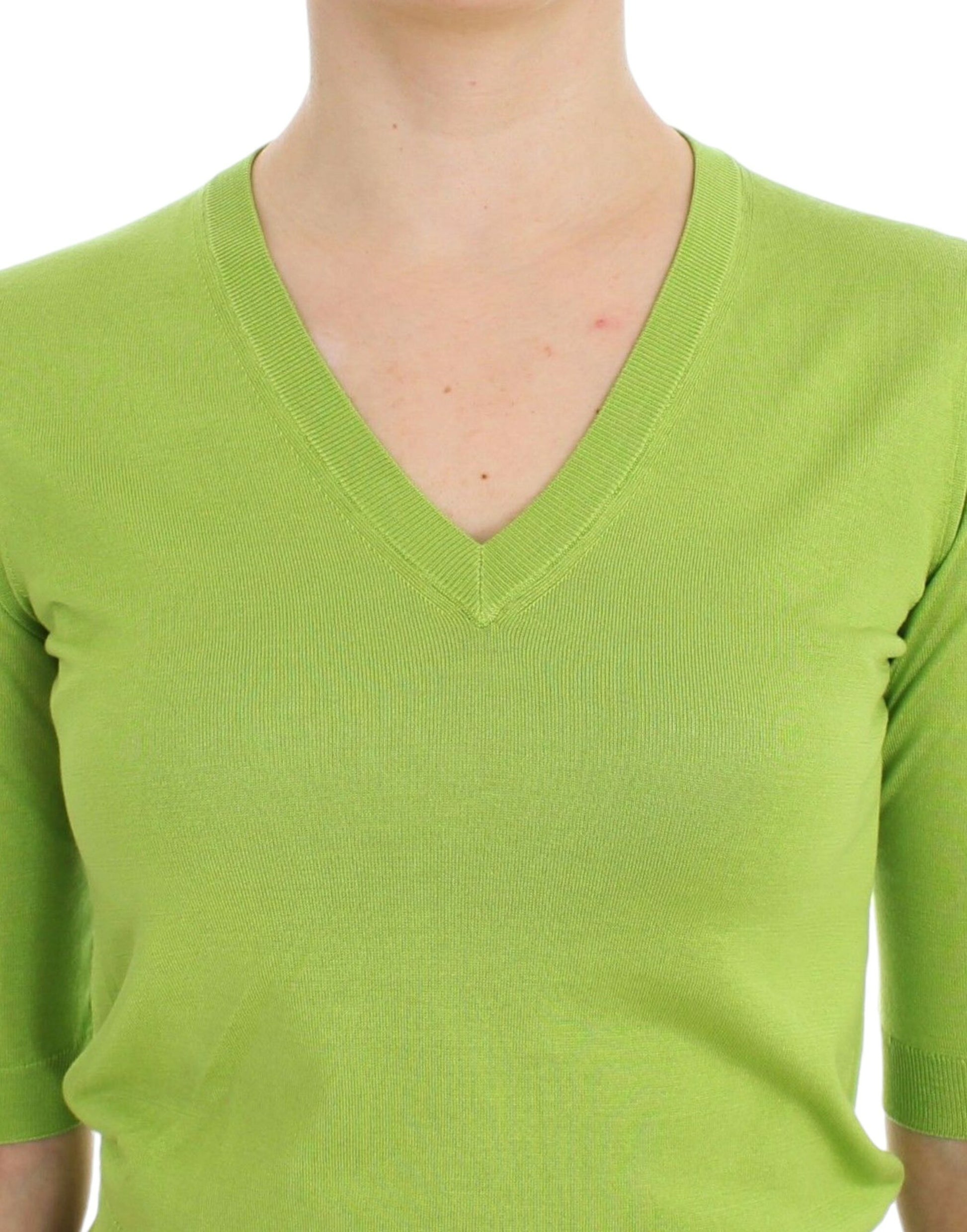 Emerald Green Wool V-Neck Pullover - GlamHub Luxury and Icon Brand Clothing