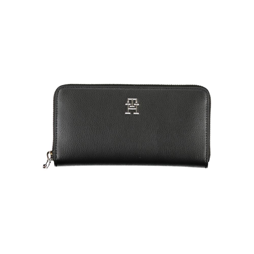 Sleek Zippered Black Wallet with Multiple Compartments - GLAMHUB BOUTIQUE 