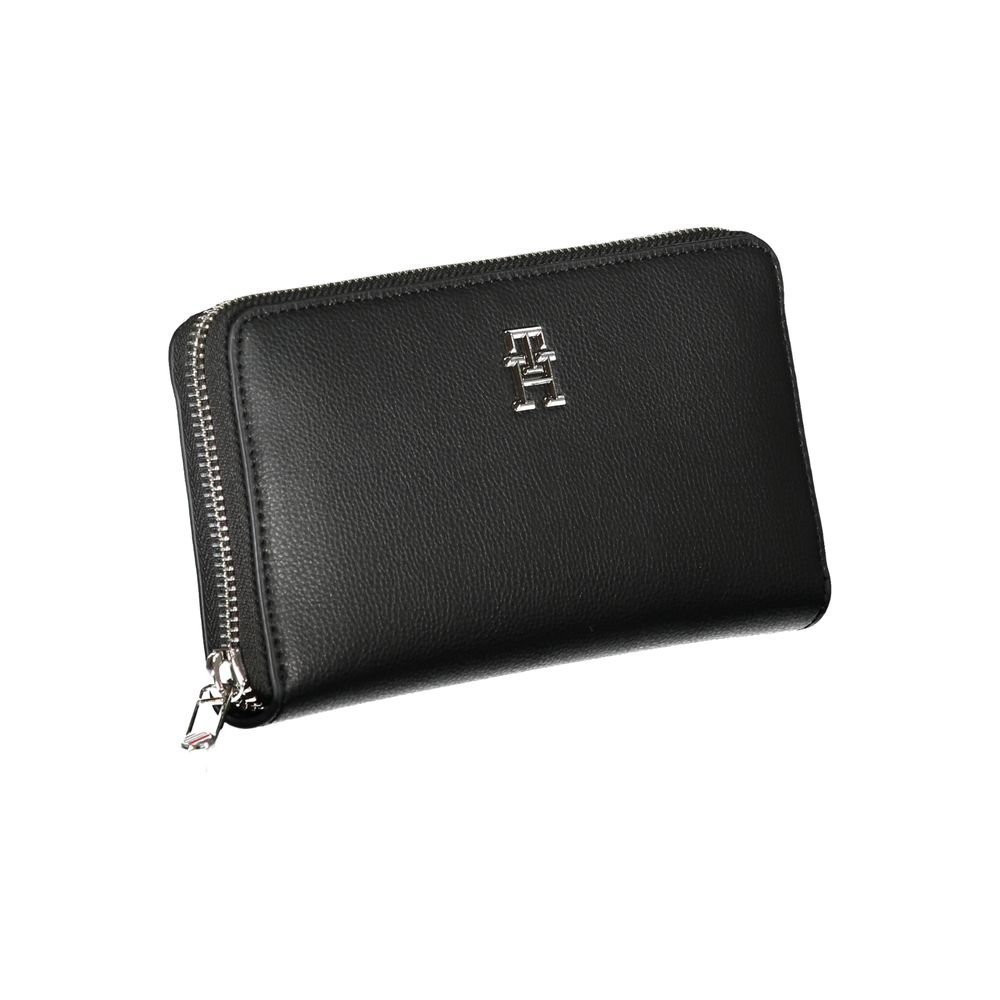 Sleek Zippered Black Wallet with Multiple Compartments - GLAMHUB BOUTIQUE 