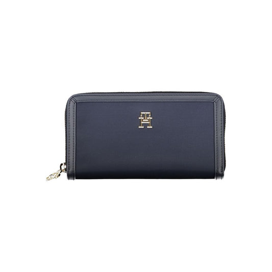 Chic Sustainable Blue Wallet with Secure Zip - GLAMHUB BOUTIQUE 