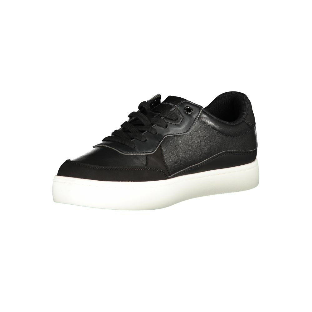 Sleek Black Sports Sneakers with Contrast Details - GLAMHUB BOUTIQUE 