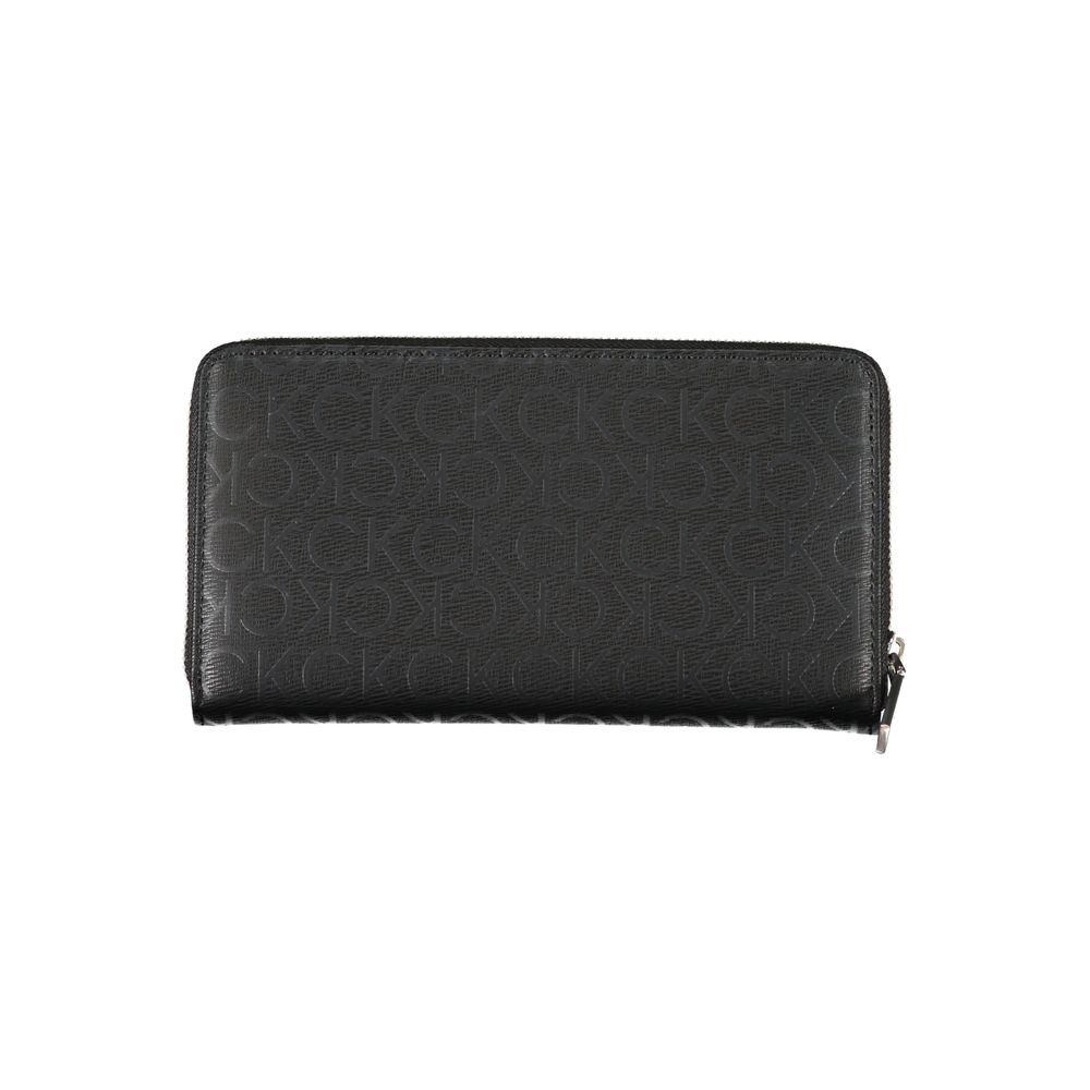 Sleek Designer Three-Compartment Wallet - GLAMHUB BOUTIQUE 