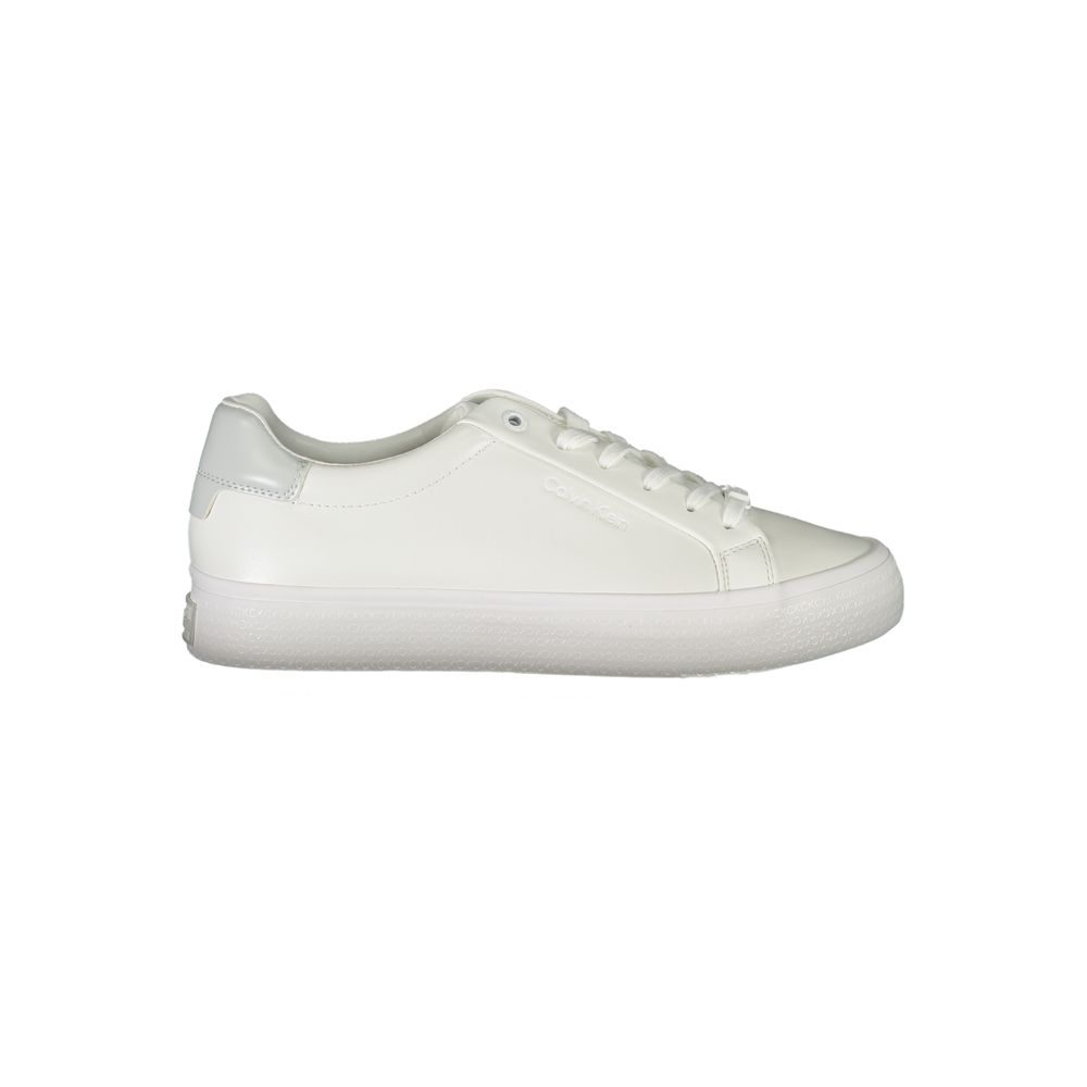 Elegant White Sneakers with Contrast Detailing - GLAMHUB BOUTIQUE 