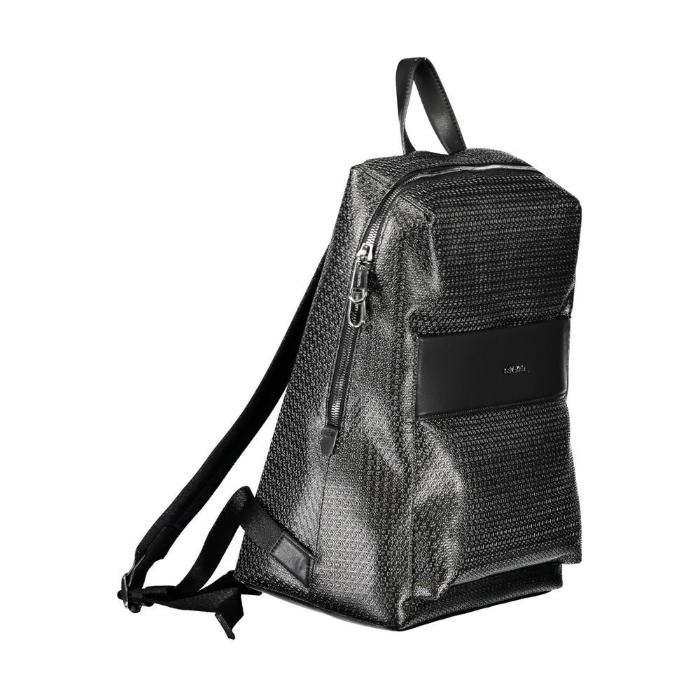 Sleek Urban Traveler Backpack in Black - GLAMHUB BOUTIQUE 