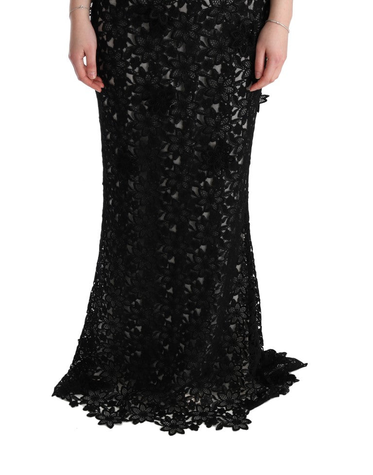 Elegant Black Maxi Shift Dress with Floral Applique - GlamHub Luxury and Icon Brand Clothing