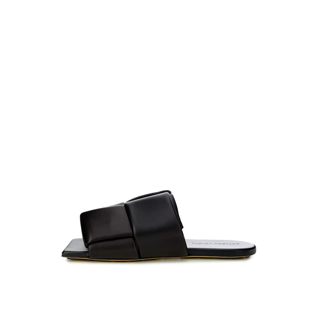 Elegant Black Leather Sandals - GLAMHUB BOUTIQUE 