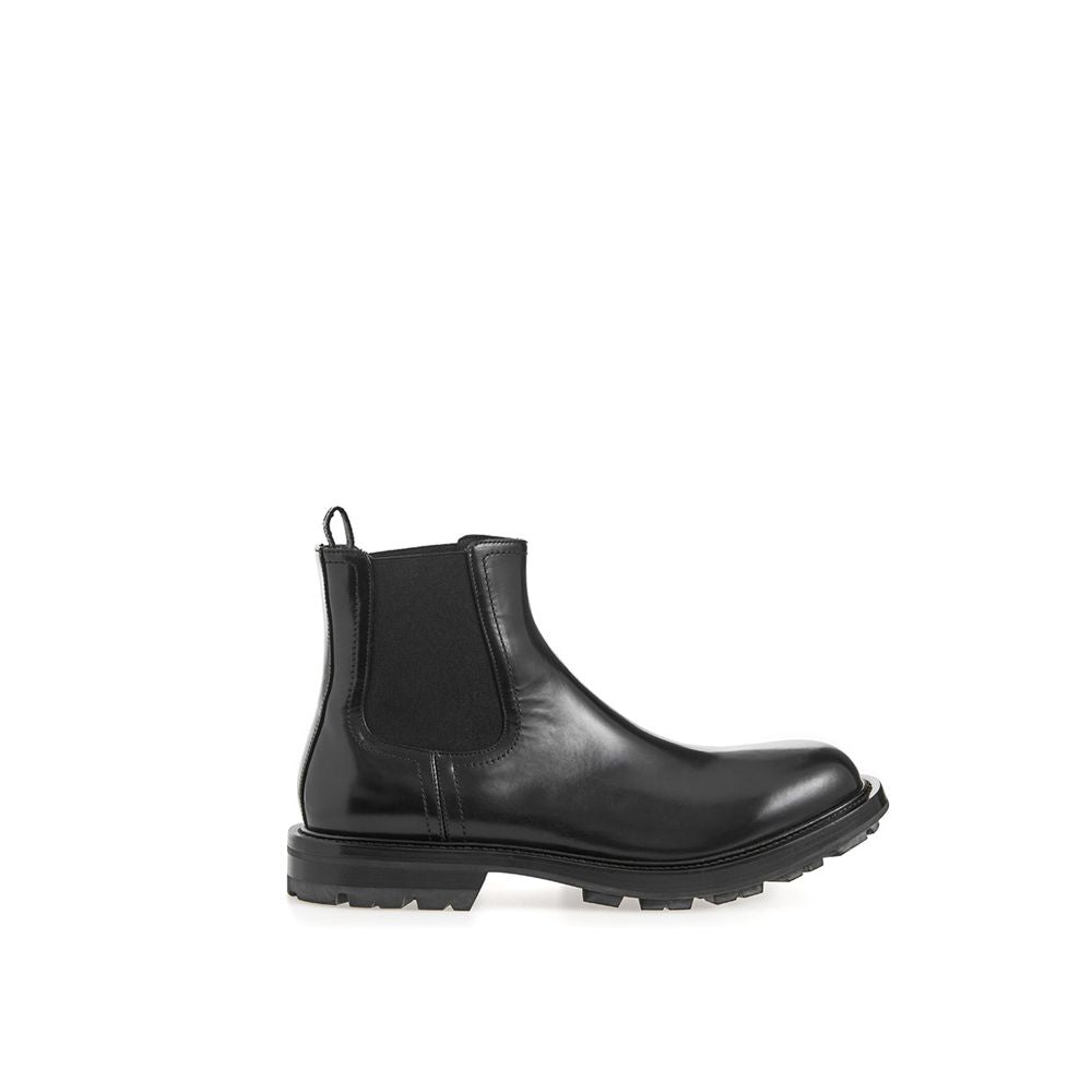 Sleek Black Leather Boots for Men - GlamHub Luxury and Icon Brand Clothing