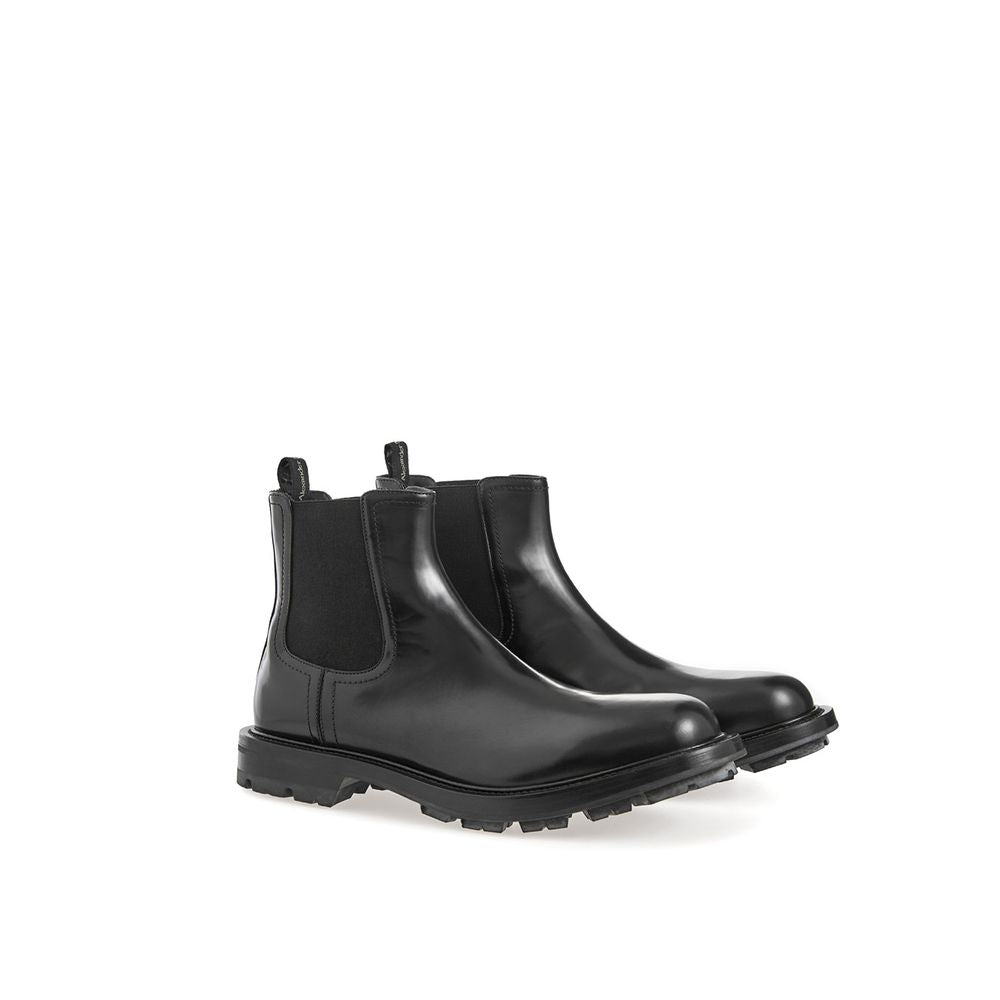 Sleek Black Leather Boots for Men - GlamHub Luxury and Icon Brand Clothing