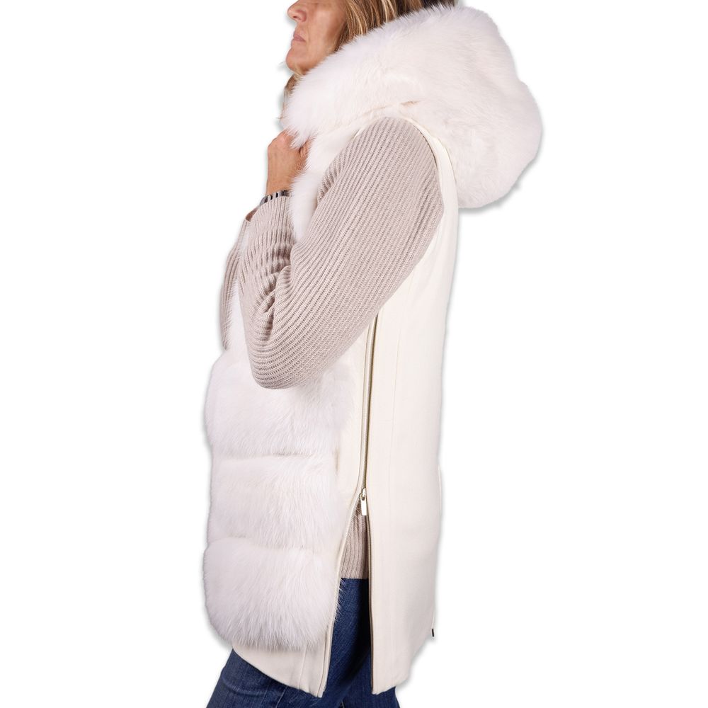 Elegant Sleeveless Wool Coat with Fox Fur Detail - GlamHub Luxury and Icon Brand Clothing