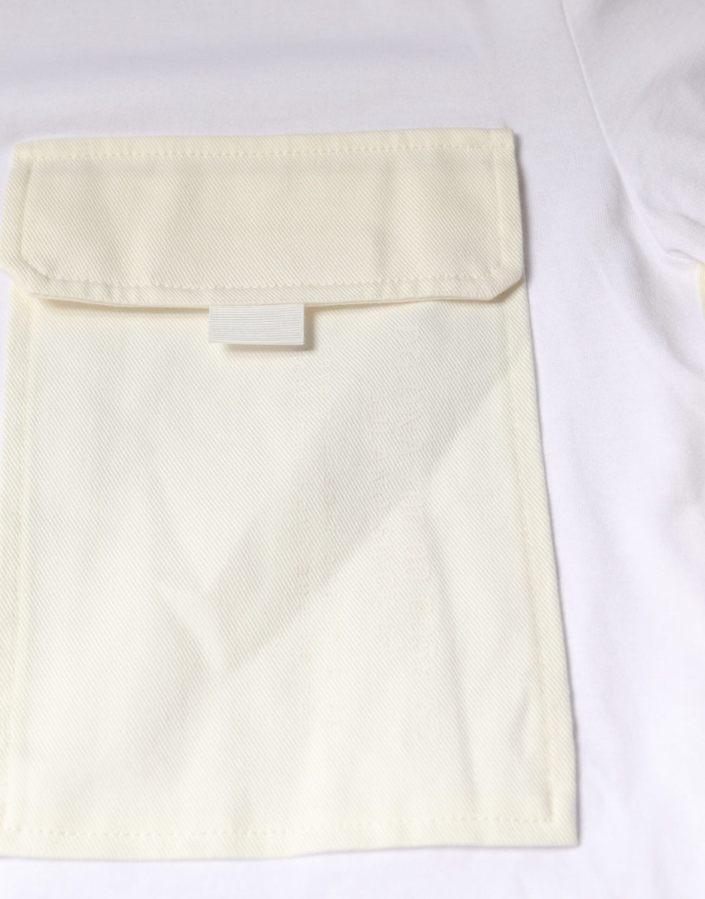 White Cotton Pocket Short Sleeves T-shirt